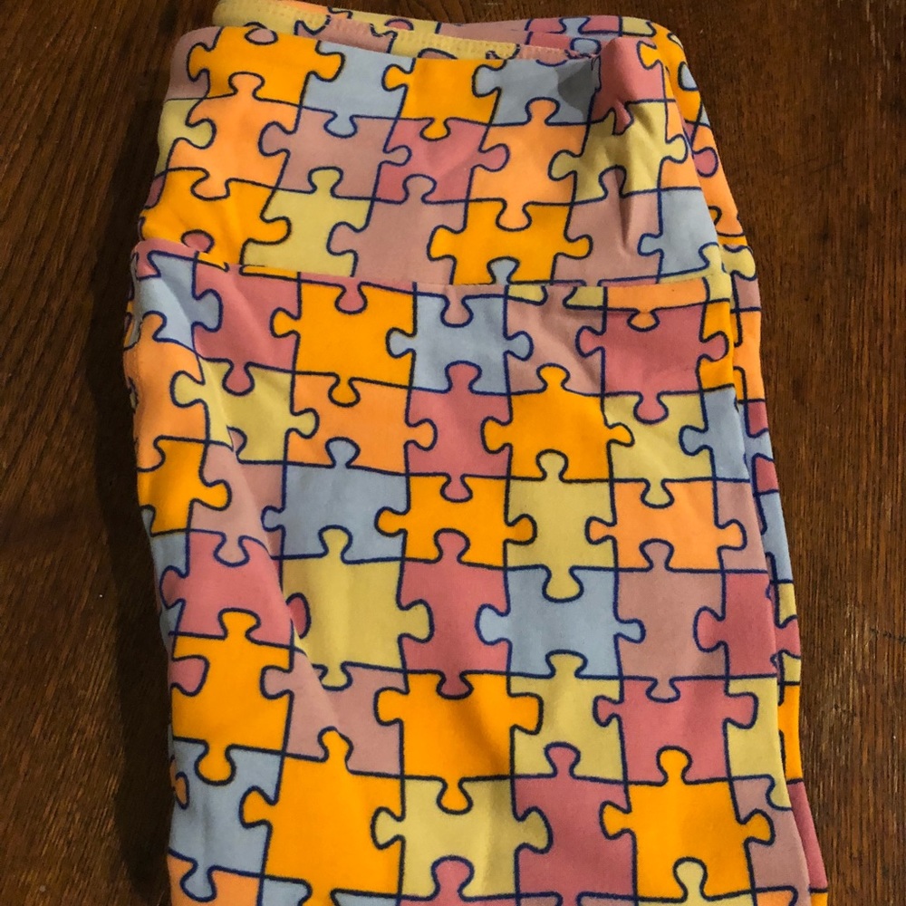LuLaRoe Autism Pastel Puzzle Leggings OS